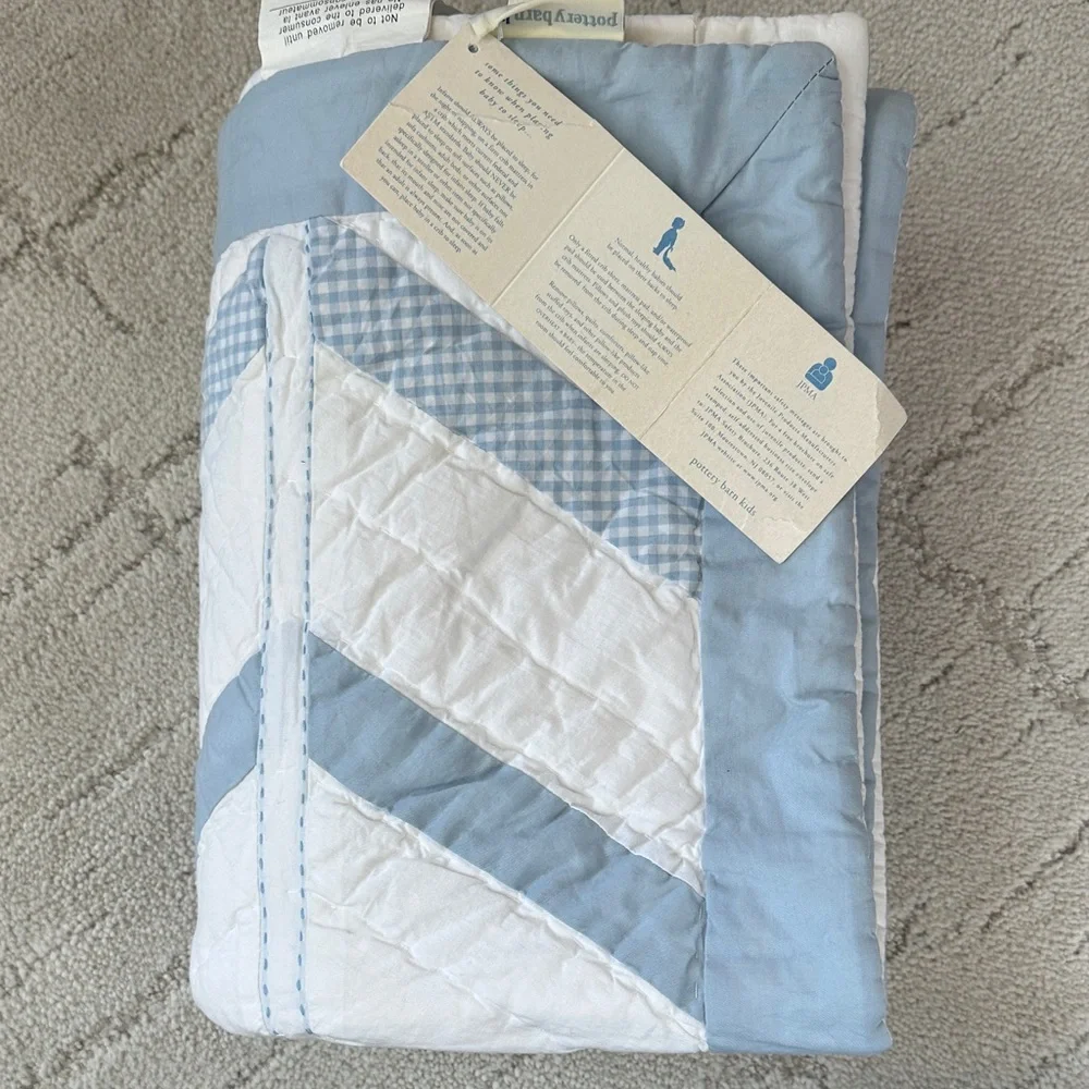 NWT Pottery Barn Baby Quilted Blanket in Light Blue, White & Grey - Picture 5 of 7